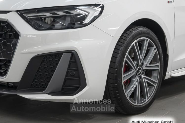 Audi A1 Sportback 40 TFSI 207Ch S-tronic S-Line Caméra / 18 - <small></small> 26.998 € <small></small> - #13