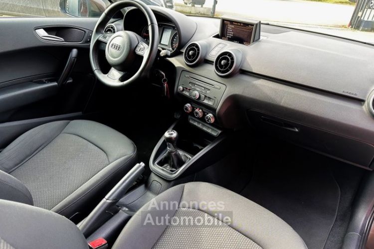 Audi A1 Sportback Ambiente 2014 - <small></small> 9.990 € <small>TTC</small> - #12