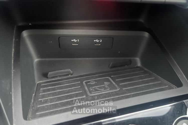 Audi A3 1.0 30 TFSI HYBRID 110ch DESIGN S-TRONIC BVA ATTELAGE COFFRE ELECTRIQUE CARPLAY SANS FI... - <small></small> 27.989 € <small>TTC</small> - #16