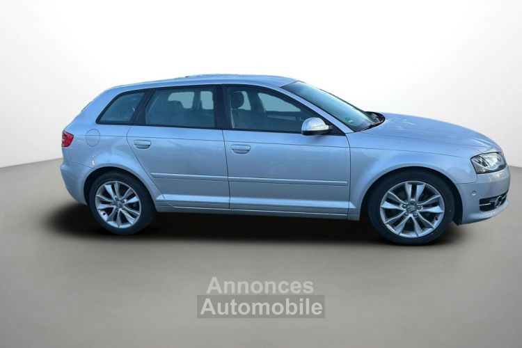 Audi A3 1.4 TFSI 125 Ambition S tronic - <small></small> 11.990 € <small>TTC</small> - #11