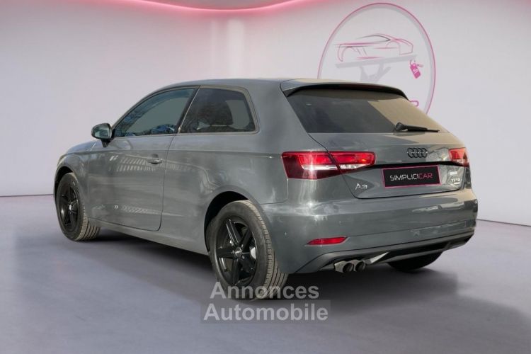 Audi A3 1.4 TFSI ultra 150 Ambiente - <small></small> 15.990 € <small>TTC</small> - #3