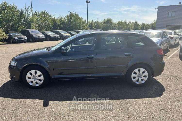 Audi A3 1.6 TDI 105CH DPF START/STOP ATTRACTION3P - <small></small> 11.690 € <small>TTC</small> - #10