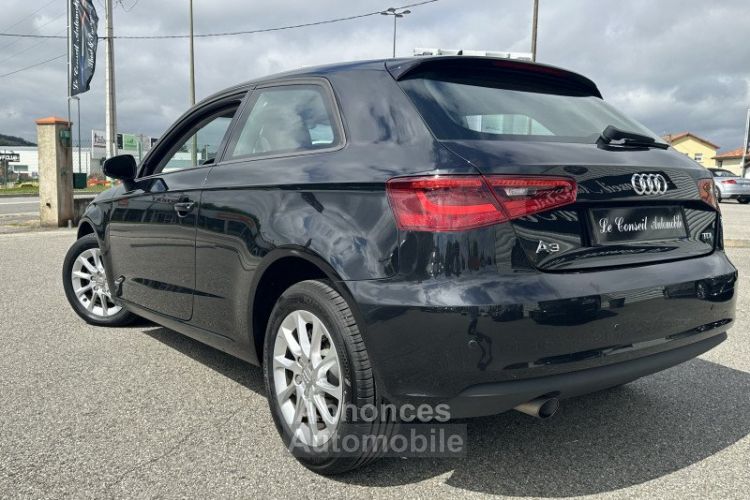 Audi A3 1.6 TDI 105CH FAP ATTRACTION 3P - <small></small> 13.990 € <small>TTC</small> - #7