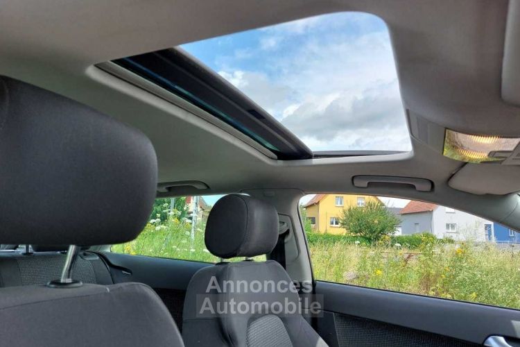 Audi A3 2.0 TDI 140 CV S-LINE / 2009 / DISTRI A JOUR / T.OUVRANT /CLIM AUTO / BVM6 / PRO ET MARCHAND - <small></small> 5.000 € <small>TTC</small> - #12