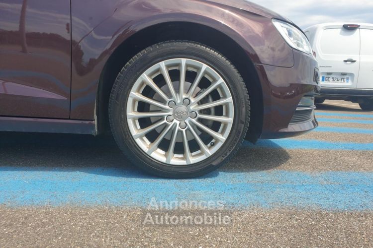 Audi A3 2.0Tdi - 150 - BV S-Tronic  7 COULEUR RARE SHIRAZROT METALLIC !! - <small></small> 14.890 € <small>TTC</small> - #10