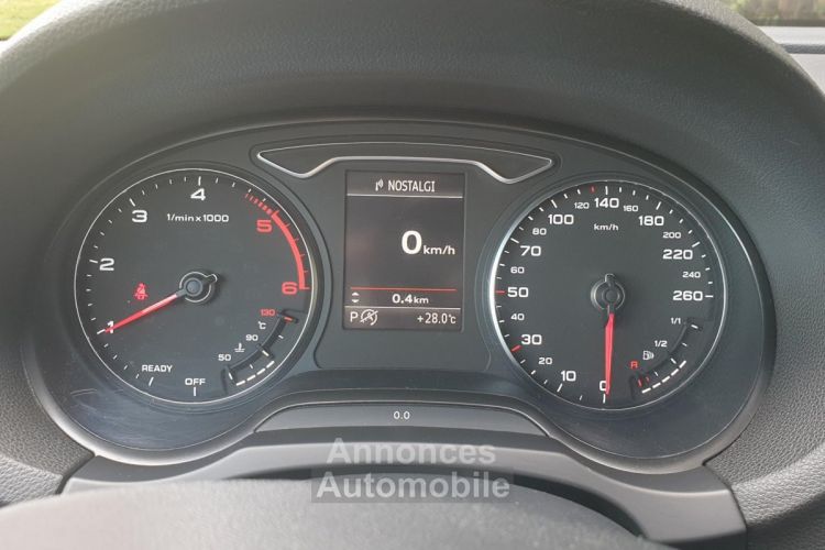 Audi A3 2.0Tdi - 150 - BV S-Tronic  7 COULEUR RARE SHIRAZROT METALLIC !! - <small></small> 14.890 € <small>TTC</small> - #25