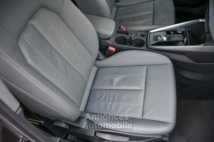 Audi A3 30 TFSI - CAMERA - PANO - LEDER - LED - CARPLAY - ACC - 19' RS - - <small></small> 26.990 € <small>TTC</small> - #15