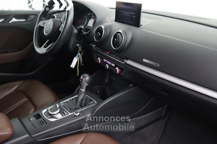Audi A3 Berline 1.0TFSi S-TRONIC - SMARTPHONE INTERFACE LEDER NAVI XENON - <small></small> 17.495 € <small>TTC</small> - #15