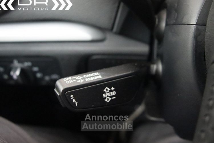 Audi A3 Berline 1.0TFSi S-TRONIC - SMARTPHONE INTERFACE LEDER NAVI XENON - <small></small> 17.495 € <small>TTC</small> - #35