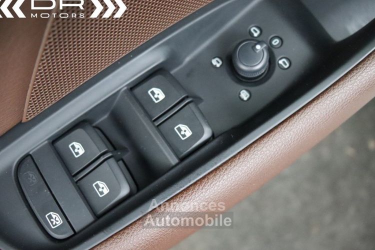Audi A3 Berline 1.0TFSi S-TRONIC - SMARTPHONE INTERFACE LEDER NAVI XENON - <small></small> 17.495 € <small>TTC</small> - #44