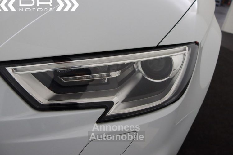 Audi A3 Berline 1.0TFSi S-TRONIC - SMARTPHONE INTERFACE LEDER NAVI XENON - <small></small> 17.495 € <small>TTC</small> - #47