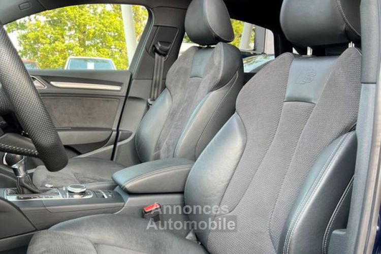 Audi A3 Berline 150ch S line Toit Ouvrant Caméra Virtual Cockpit Volant Méplat LED 18P Garantie 6 ans 405-mois - <small></small> 26.981 € <small>TTC</small> - #4