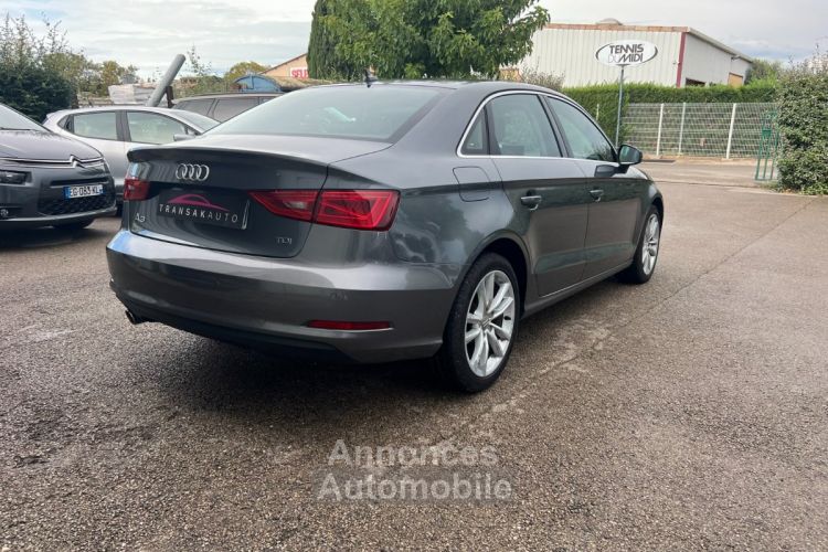 Audi A3 Berline 1.6 TDI 110 Ambiente - SUIVI D'ENTRETIEN - EMBR OK - DISTRI OK - <small></small> 10.990 € <small>TTC</small> - #7