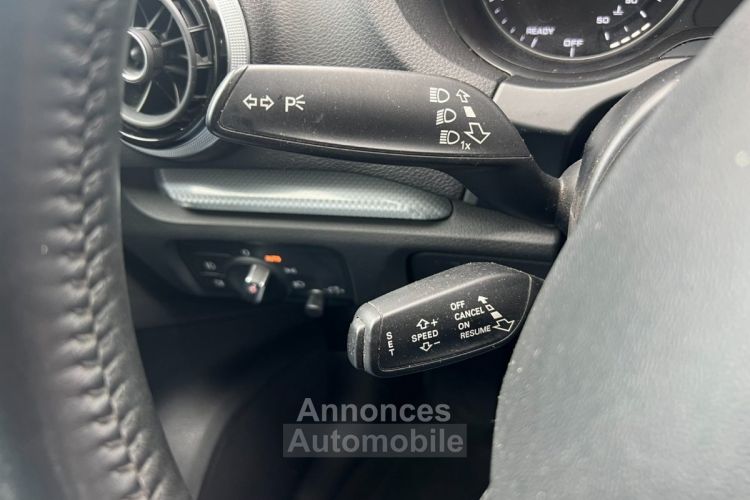 Audi A3 Berline 1.6 TDI 110 Ambiente - SUIVI D'ENTRETIEN - EMBR OK - DISTRI OK - <small></small> 10.990 € <small>TTC</small> - #28