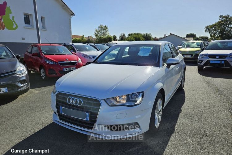 Audi A3 Berline 1.6 TDI 110CH BUSINESS LINE - <small></small> 14.800 € <small>TTC</small> - #1