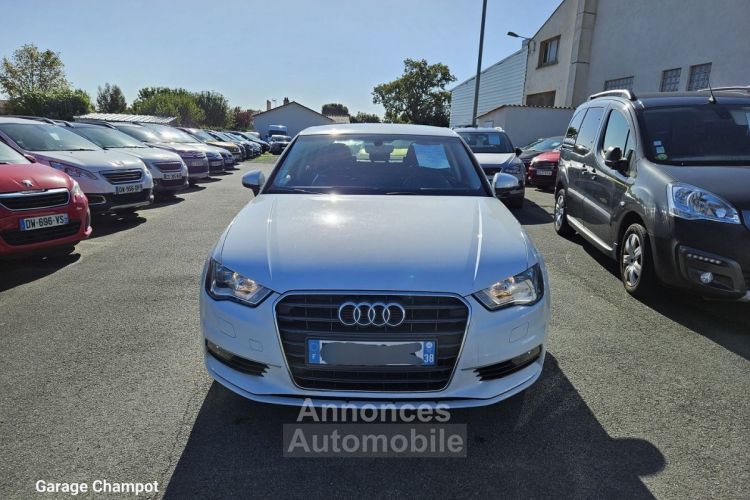 Audi A3 Berline 1.6 TDI 110CH BUSINESS LINE - <small></small> 14.800 € <small>TTC</small> - #2