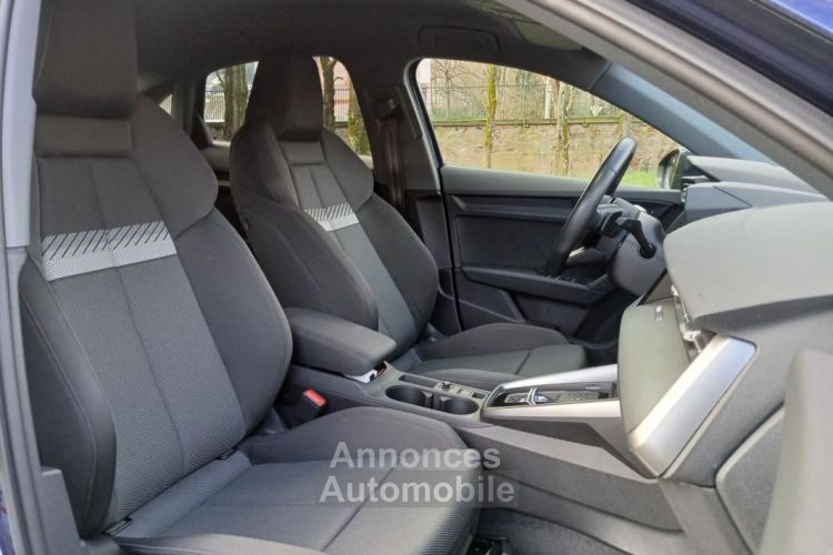 Audi A3 Berline 2.0 TDI 115ch S-TRONIC +4 Roues Hiver Attelage démontable Sièges AV Chauffants - <small></small> 27.990 € <small>TTC</small> - #12