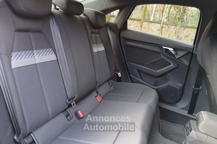 Audi A3 Berline 2.0 TDI 115ch S-TRONIC +4 Roues Hiver Attelage démontable Sièges AV Chauffants - <small></small> 27.990 € <small>TTC</small> - #13