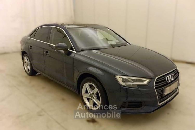 Audi A3 Berline 30TDi*LED*TOIT PANORAMIQUE OUVRANT*CUIR*PDC*EURO6 - <small></small> 18.990 € <small></small> - #2