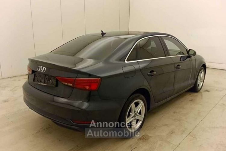 Audi A3 Berline 30TDi*LED*TOIT PANORAMIQUE OUVRANT*CUIR*PDC*EURO6 - <small></small> 18.990 € <small></small> - #4