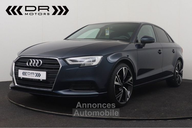 Audi A3 Berline 30TFSI - VIRTUAL COCKPIT NAVIGATIE LED LEDER MIRROR LINK - <small></small> 17.495 € <small>TTC</small> - #1