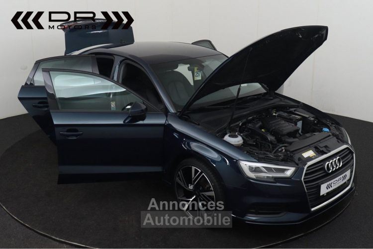 Audi A3 Berline 30TFSI - VIRTUAL COCKPIT NAVIGATIE LED LEDER MIRROR LINK - <small></small> 17.495 € <small>TTC</small> - #12