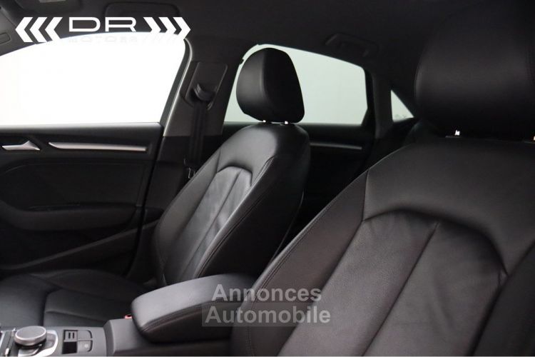 Audi A3 Berline 30TFSI - VIRTUAL COCKPIT NAVIGATIE LED LEDER MIRROR LINK - <small></small> 17.495 € <small>TTC</small> - #42