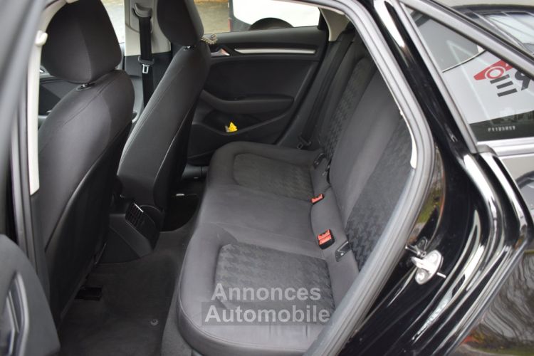 Audi A3 Berline (8VS) 1.6 TDi S-Tronic (7 rapports) 110 cv Boîte auto - <small></small> 13.990 € <small>TTC</small> - #18