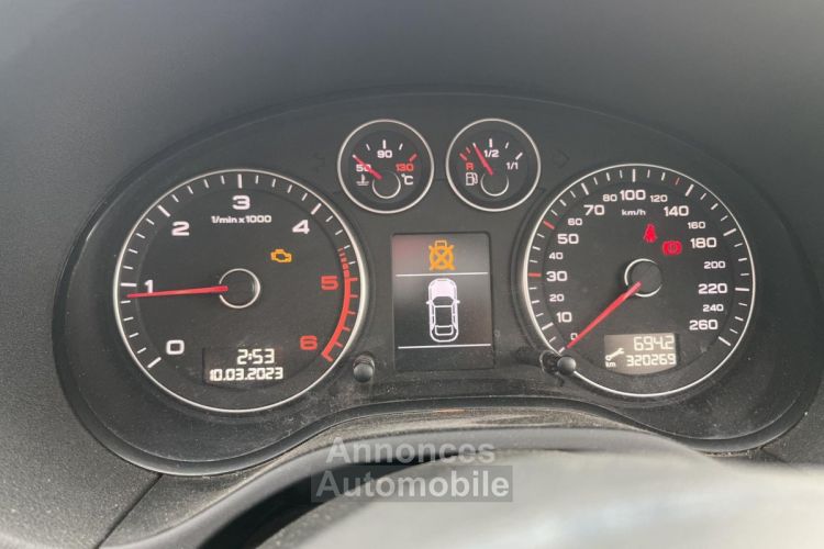 Audi A3 Cabriolet 2.0 TDI - 140 S Line POUR PROFESSIONNEL PAS DE GARANTIE - <small></small> 5.990 € <small>TTC</small> - #6