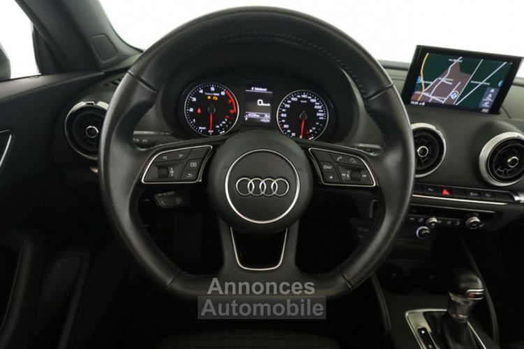 Audi A3 Cabriolet 35 TFSI 150ch Sport - <small></small> 27.990 € <small>TTC</small> - #9