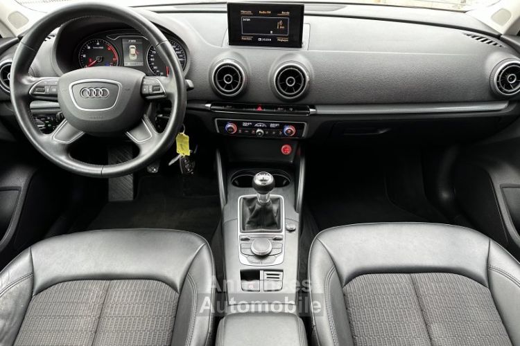 Audi A3 Design Limousine 2015 - <small></small> 12.990 € <small>TTC</small> - #12