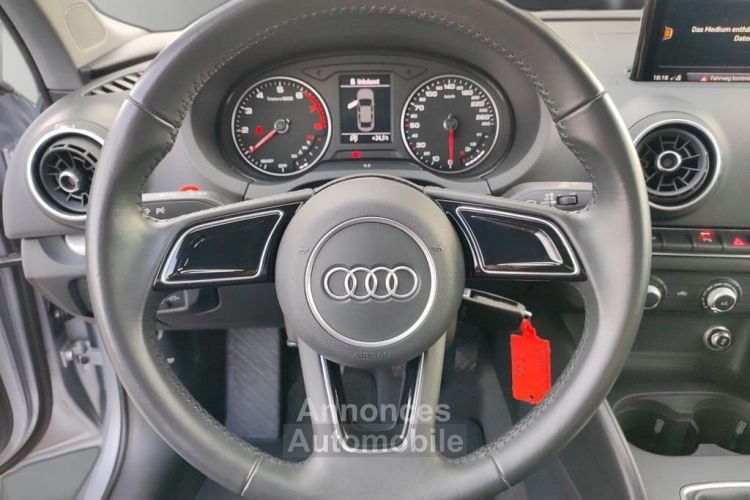 Audi A3 Lim. 30 TFSI NAV PDC SHZ - <small></small> 16.920 € <small>TTC</small> - #11