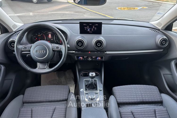 Audi A3 Sportback 1.2 TFSi 105ch Ambition BVM6 2ème main Sièges chauffants Xénon LED JA 17 Advanced Key Sound Parking Isofix Rampes de pavillon -2 clés Garantie 6 mois - <small></small> 12.990 € <small>TTC</small> - #2