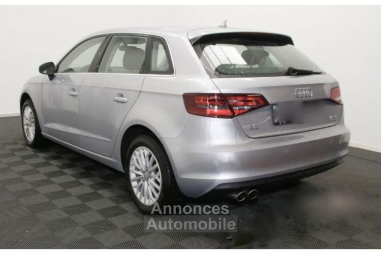 Audi A3 Sportback 1.4 TFSI Ultra 150 BV S-Tronic 7 8V Ambiente PHASE 1 - <small></small> 20.000 € <small>TTC</small> - #4