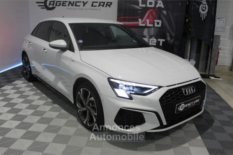 Audi A3 Sportback 1.5 35 TFSI - 150 - BV S-Tronic 7 S line - <small></small> 34.990 € <small>TTC</small> - #2