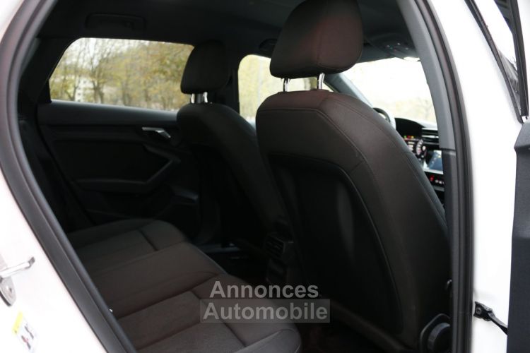 Audi A3 Sportback 1.5 TFSI 150 Mild Hybrid S Line S-Tronic7 (CarPlay,ACC,Méplat) - <small></small> 28.990 € <small>TTC</small> - #18