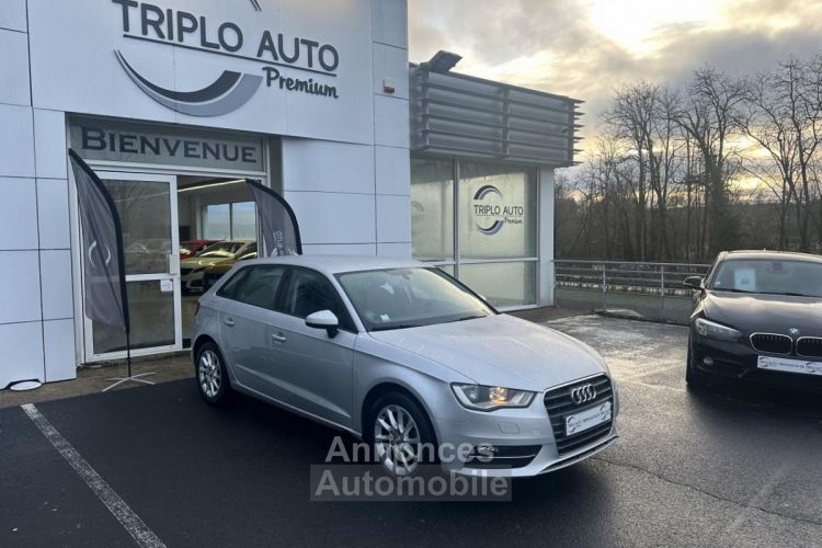 Audi A3 Sportback 1.6 TDI - 105  Attraction GPS + RADAR AR + CLIM - <small></small> 10.990 € <small>TTC</small> - #1