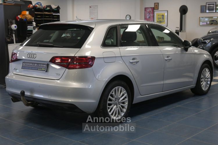 Audi A3 Sportback 1.6 TDI 105 Ambiente - <small></small> 14.495 € <small>TTC</small> - #4