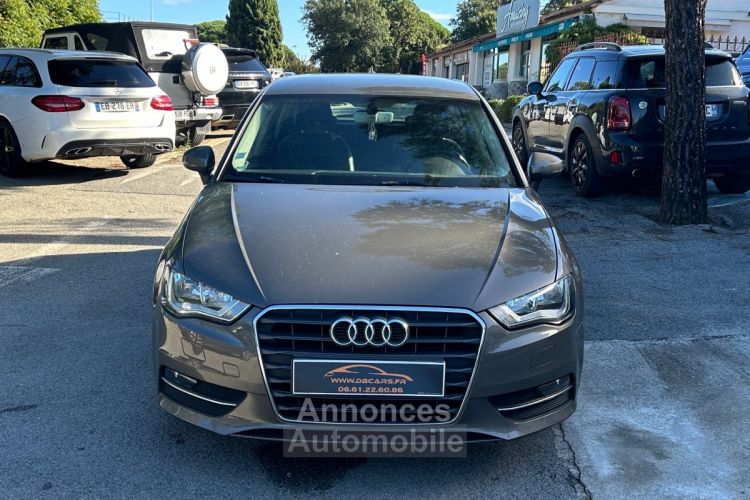 Audi A3 Sportback 1.6 TDI 110 Ambiente - <small></small> 15.990 € <small>TTC</small> - #2