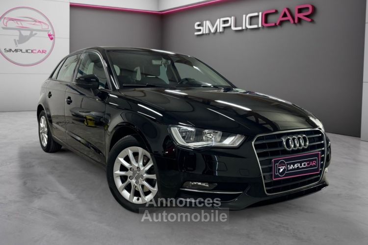 Audi A3 Sportback 1.6 TDI 110 Ambiente - <small></small> 12.990 € <small>TTC</small> - #1