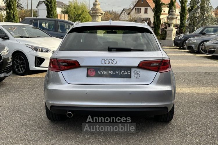 Audi A3 Sportback 1.6 TDI 110CH FAP ADVANCED - <small></small> 14.490 € <small>TTC</small> - #12