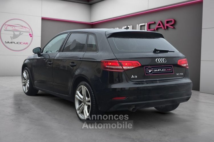 Audi A3 Sportback 1.6 TDI 116ch Design Luxe - <small></small> 13.990 € <small>TTC</small> - #3