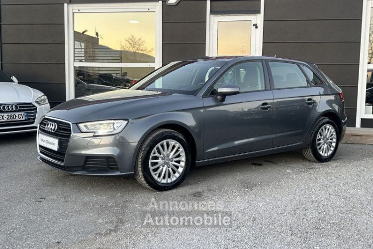 Audi A3 Sportback 1.6 TDI 116CH DESIGN LUXE S TRONIC 7 - <small></small> 18.990 € <small>TTC</small> - #2