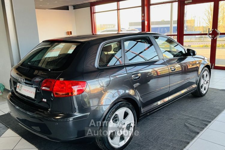 Audi A3 Sportback 1,8 160 TYPE AMBITION PACK ELECTRIQUE PARK PILOT FAUX HALOGENE RADIO CD CLIM AUTO TRES - <small></small> 9.990 € <small>TTC</small> - #2