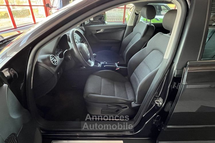 Audi A3 Sportback 1,8 160 TYPE AMBITION PACK ELECTRIQUE PARK PILOT FAUX HALOGENE RADIO CD CLIM AUTO TRES - <small></small> 9.990 € <small>TTC</small> - #10