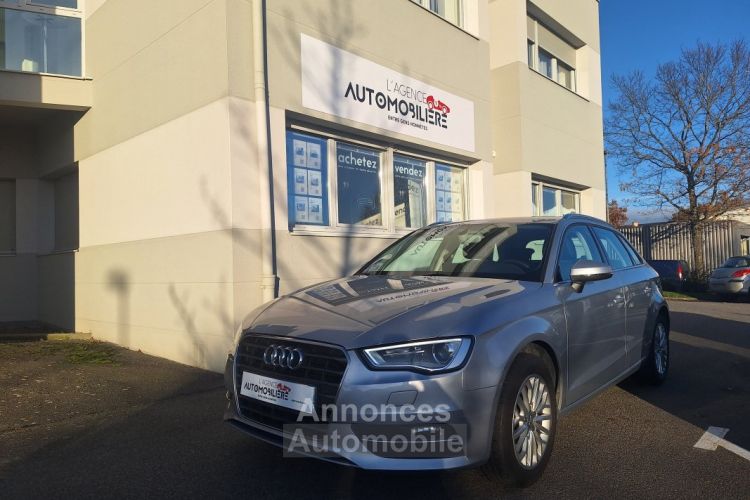 Audi A3 Sportback 1.8 TFSi S-Tronic7 S&S 180 cv Ambiente - <small></small> 19.990 € <small>TTC</small> - #1