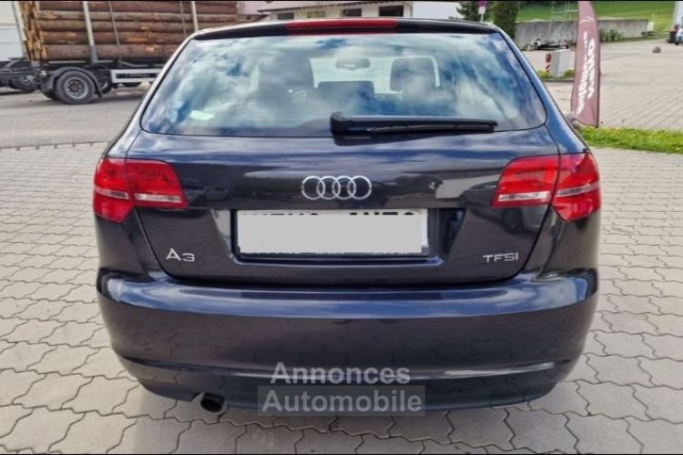 Audi A3 Sportback (2) SPORTBACK 1.2 TFSI 105 03/2013 - <small></small> 10.890 € <small>TTC</small> - #4