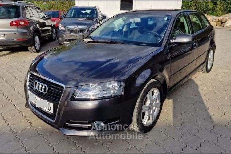 Audi A3 Sportback (2) SPORTBACK 1.2 TFSI 105 03/2013 - <small></small> 10.890 € <small>TTC</small> - #10