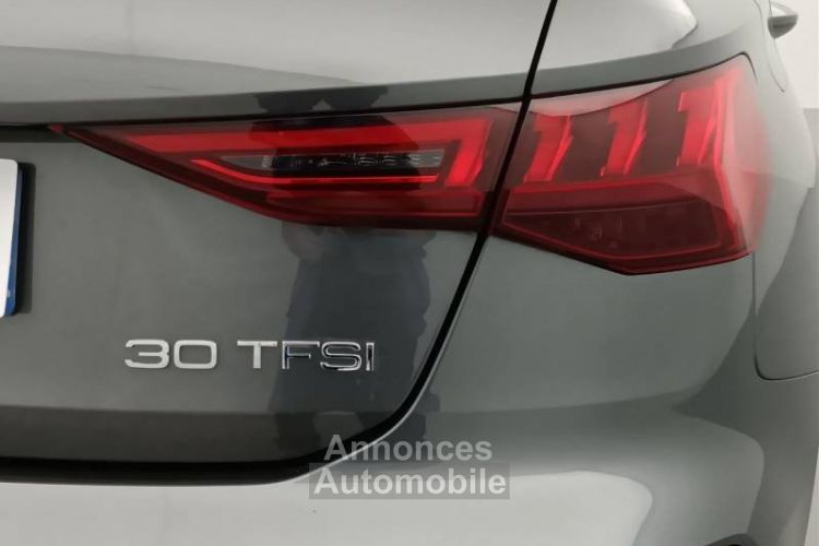 Audi A3 Sportback 30 TFSI Mild Hybrid 110 S tronic 7 S line - <small></small> 36.490 € <small>TTC</small> - #18