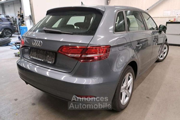 Audi A3 Sportback 30TFSI - <small></small> 15.490 € <small>TTC</small> - #3